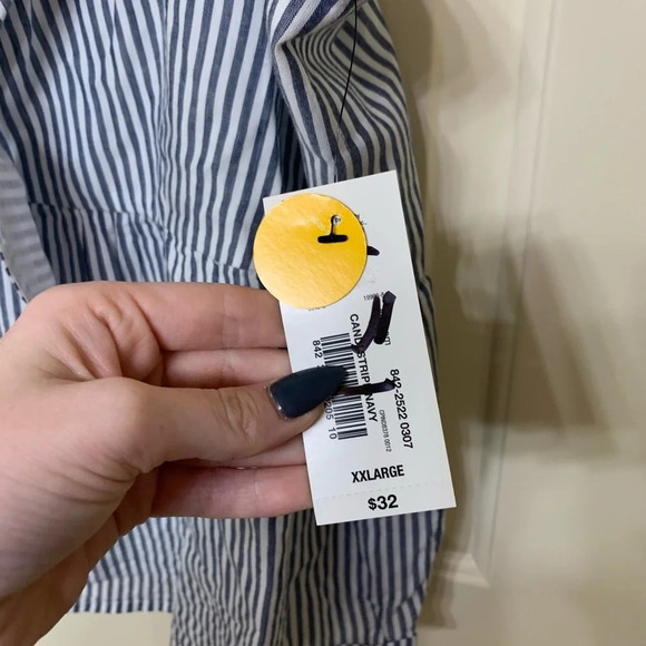 NWT a.n.a Striped Blouse - Picture 4 of 6